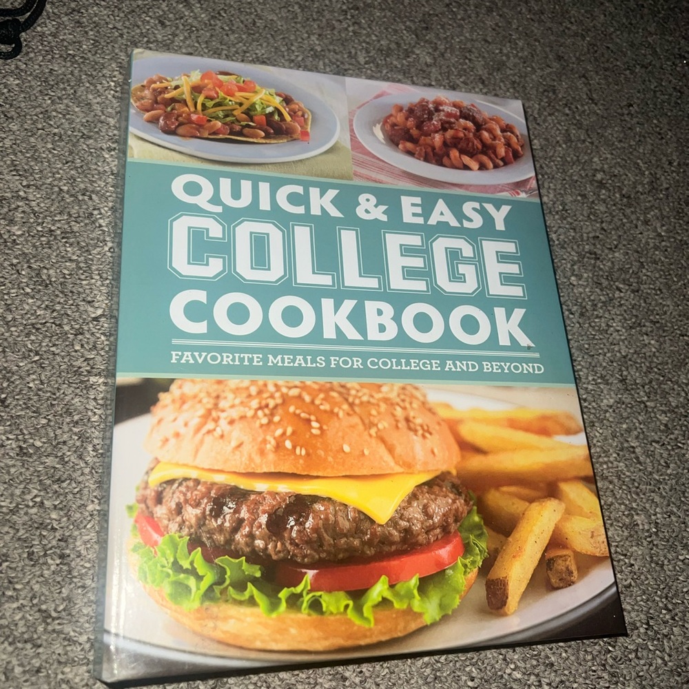 Kohl's Quick & Easy College Cookbook - Blue and Yellow